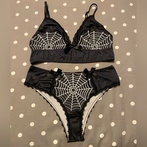 SHEIN BRA AND PANTY SET 🕸️